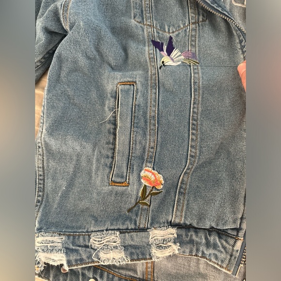 Oversized jean jackets - Picture 4 of 8